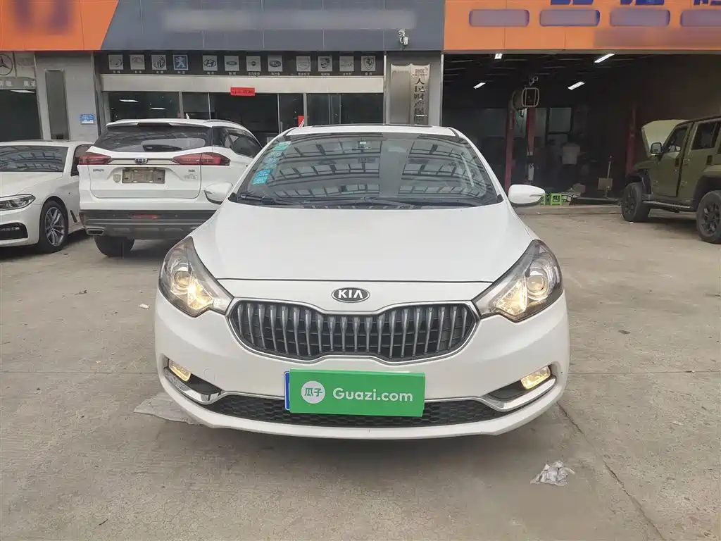 Kia K3 2015 1.6L Automatic GLS фото 3