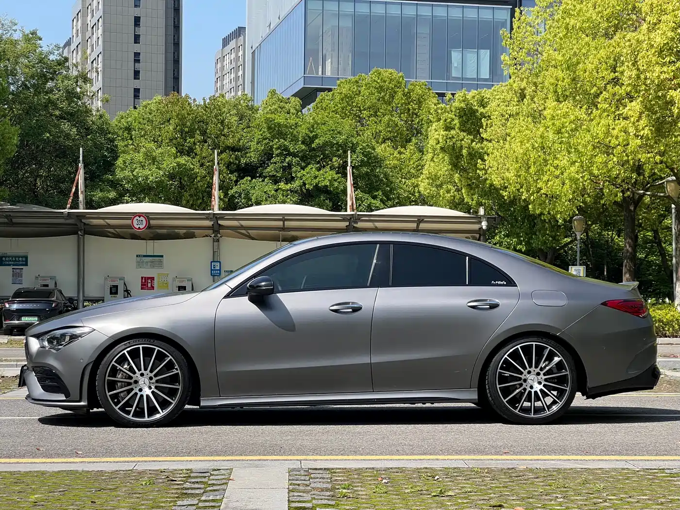 Mercedes-Benz CLA AMG 2022 AMG CLA 35 4MATIC фото 4