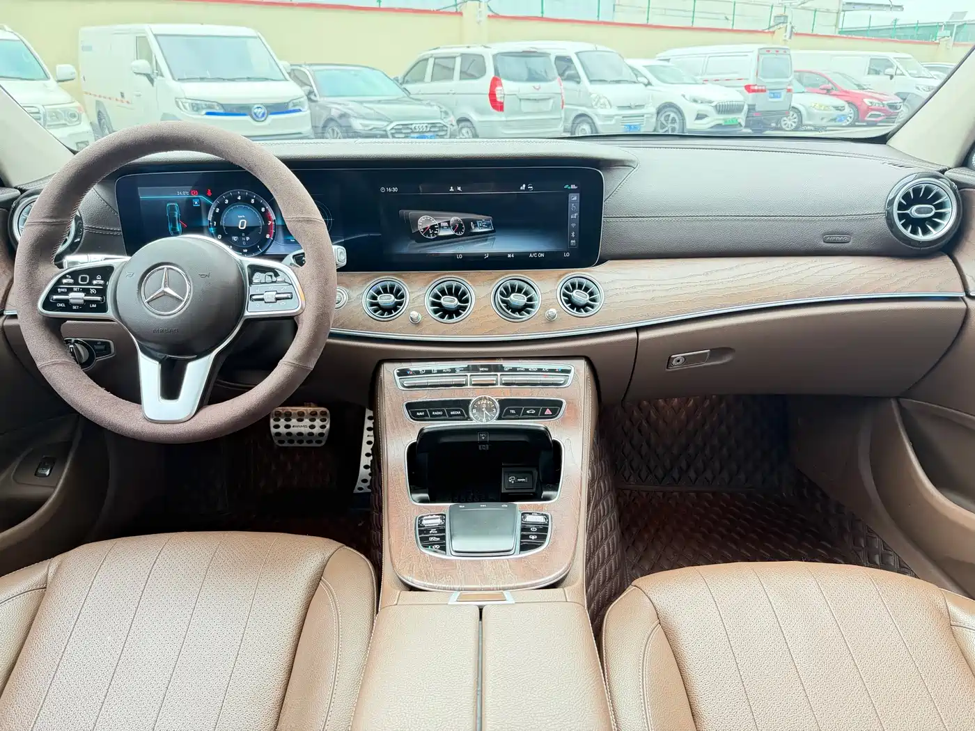 Mercedes-Benz E-Class 2019 Facelift E 300 L Luxury фото 8