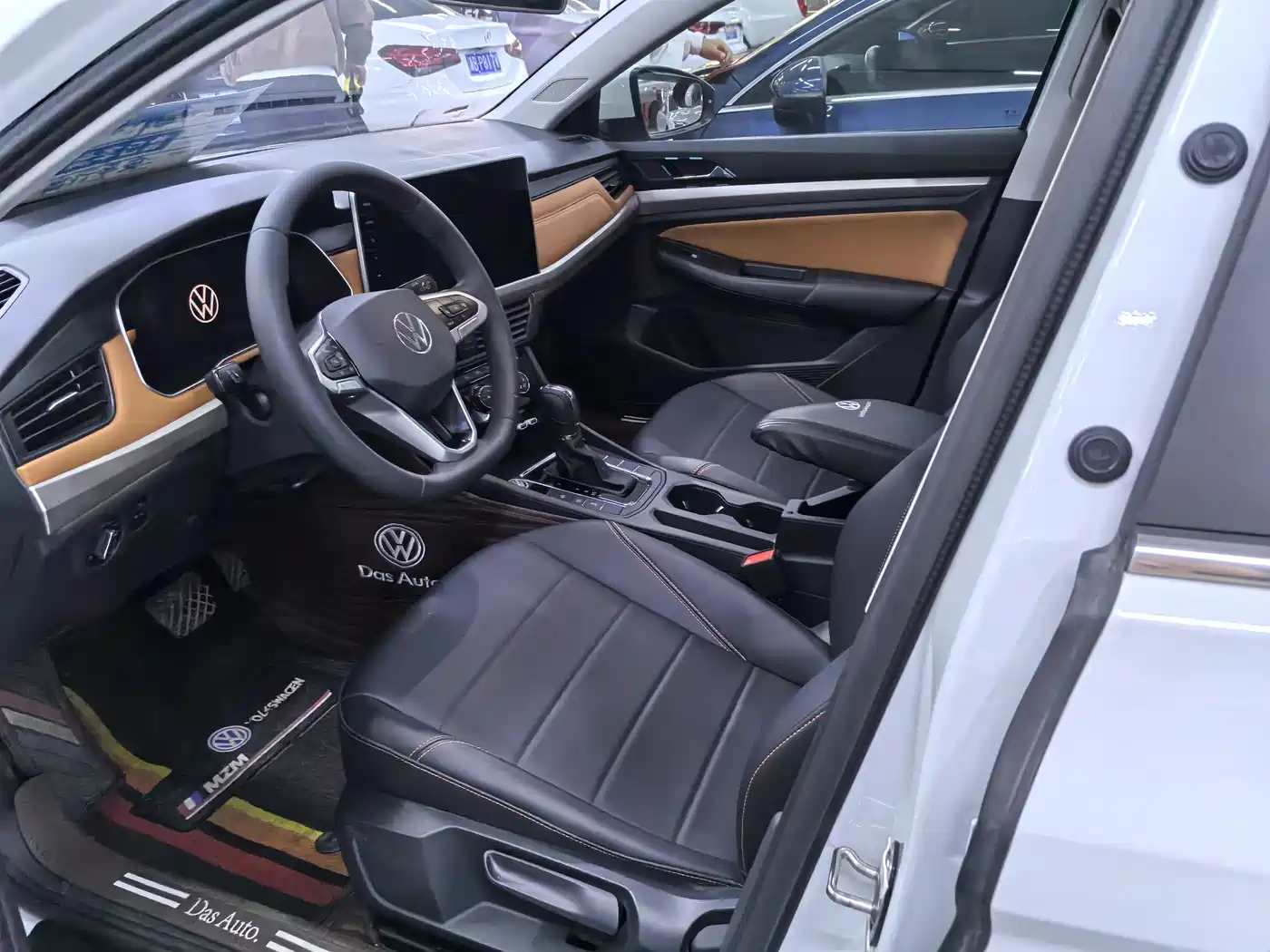 Volkswagen Bora 2024 200TSI DSG Joy Ride Edition фото 7
