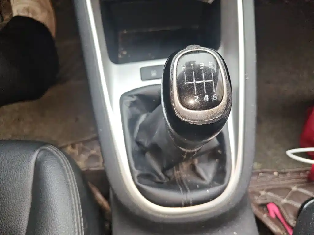 Photo 15 - Kia Forte