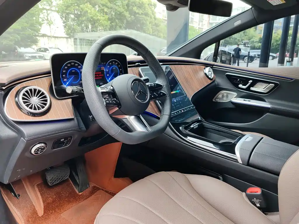 Mercedes-Benz EQE 2025 2025 500 4MATIC Pioneer