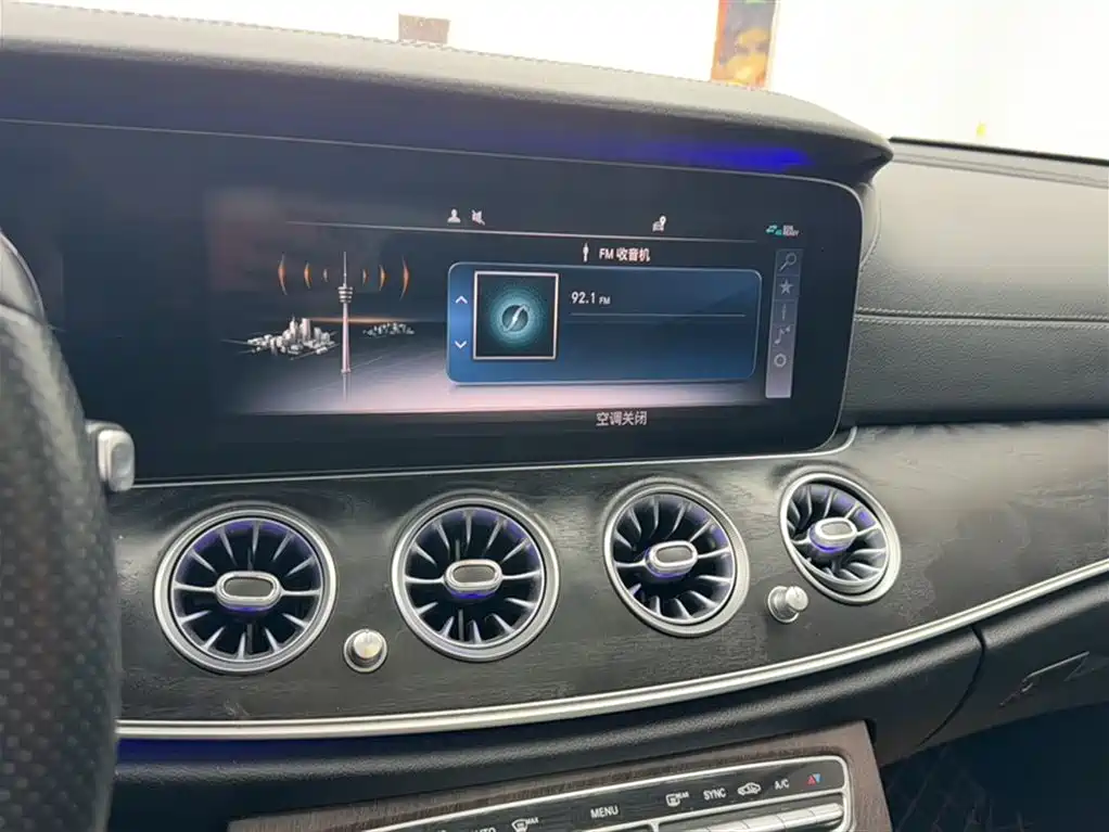 Mercedes-Benz E-Class 2017 E 320 L Sport 4MATIC фото 11