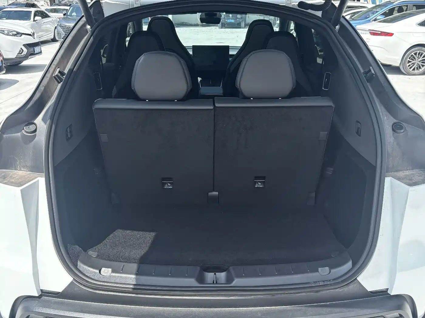 Tesla Model Y L 2026 2025 Facelift Long Range AWD