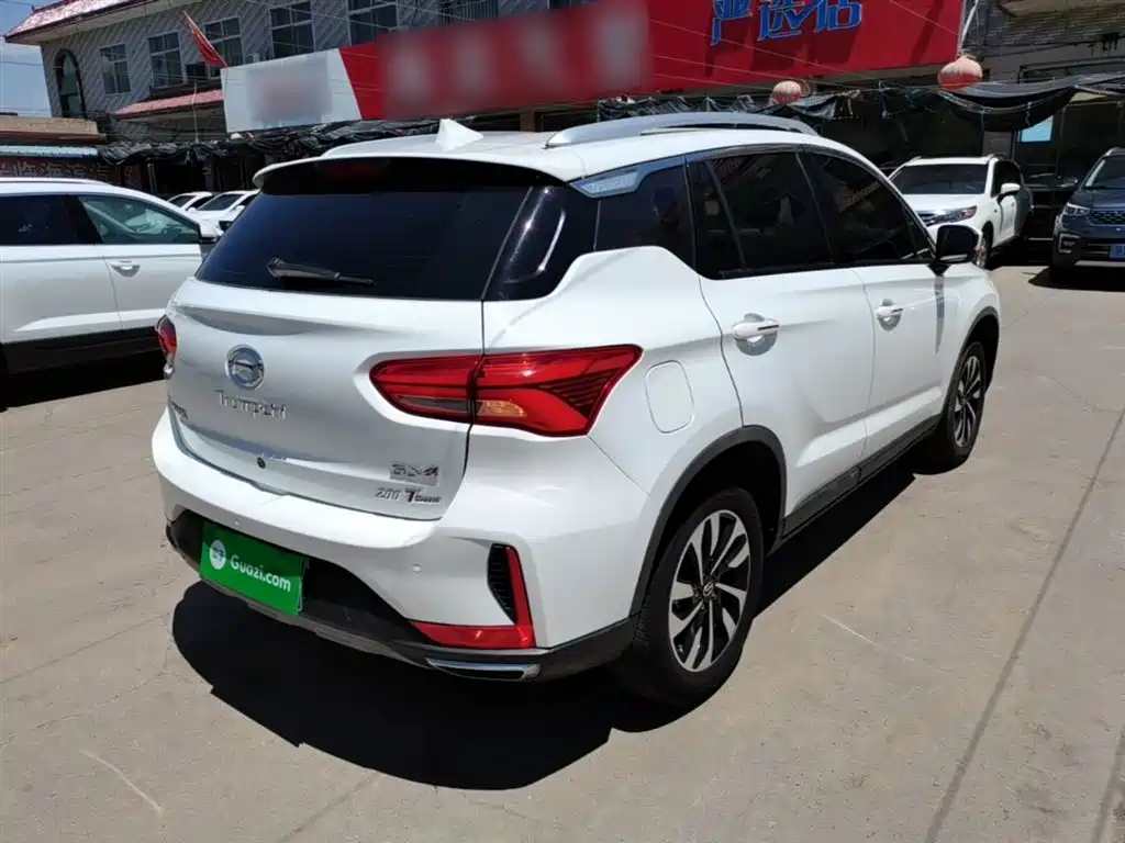GAC Trumpchi Trumpchi GS4 2018 200T G-DCT 2WD Elite Edition фото 7