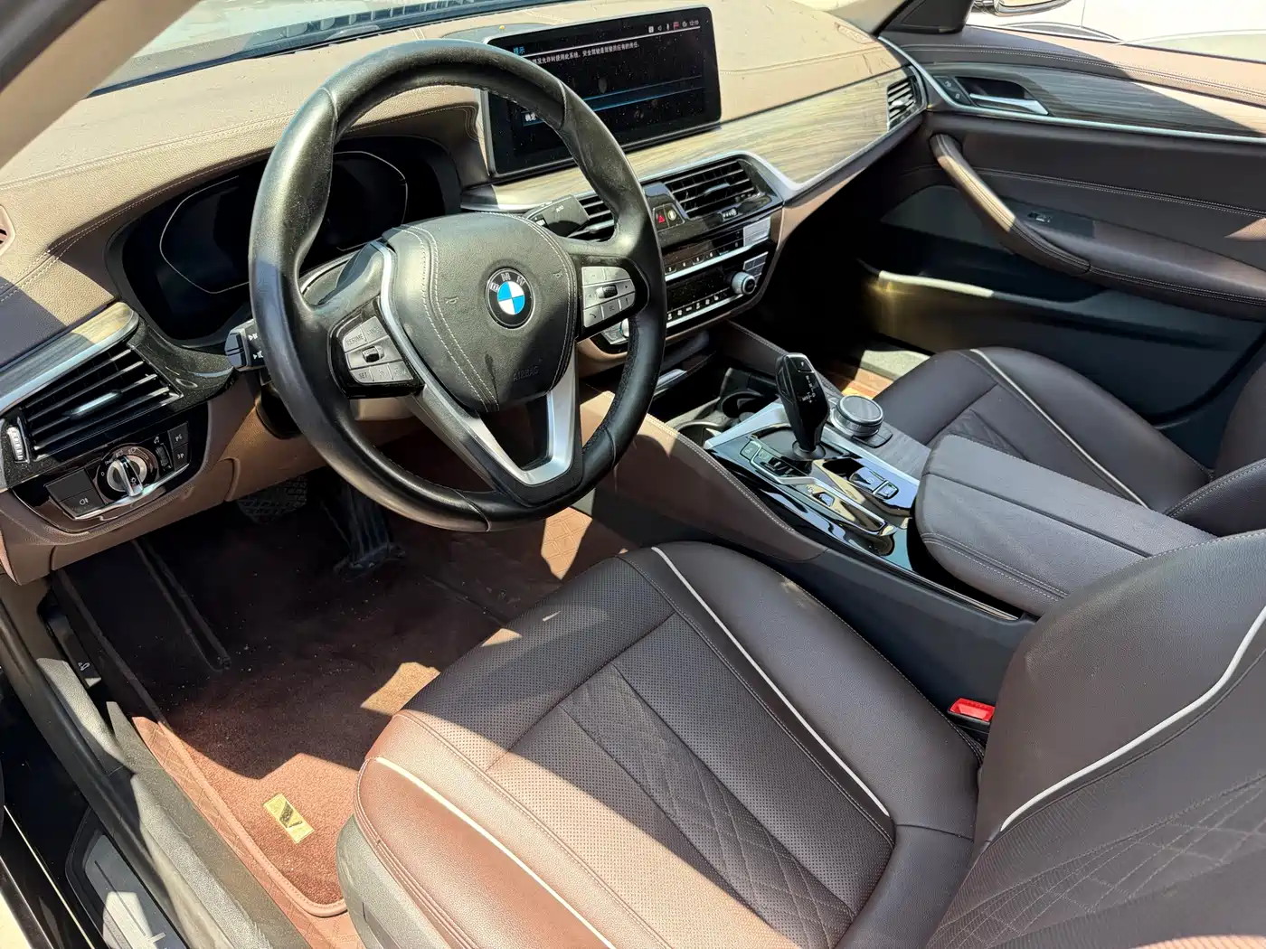 BMW 5 Series New Energy 2021 535Le M Sport Package фото 4