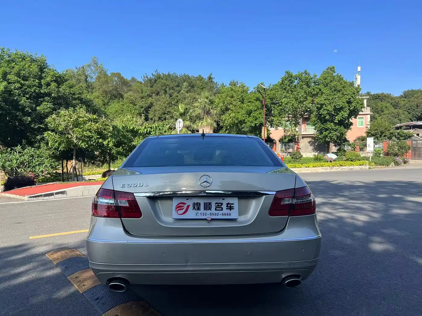 Mercedes-Benz E-Class 2011 E 300 L Fashion Premium фото 4
