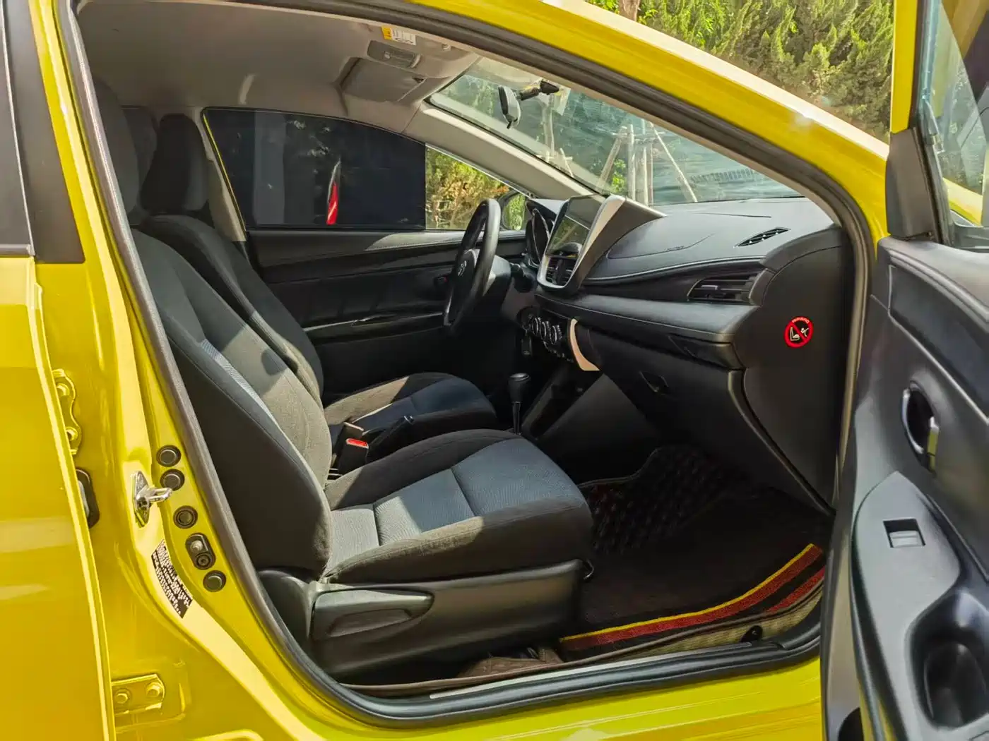 Toyota YARiS L Zhi Xuan 2019 1.5E CVT MeiDong Edition China VI фото 9