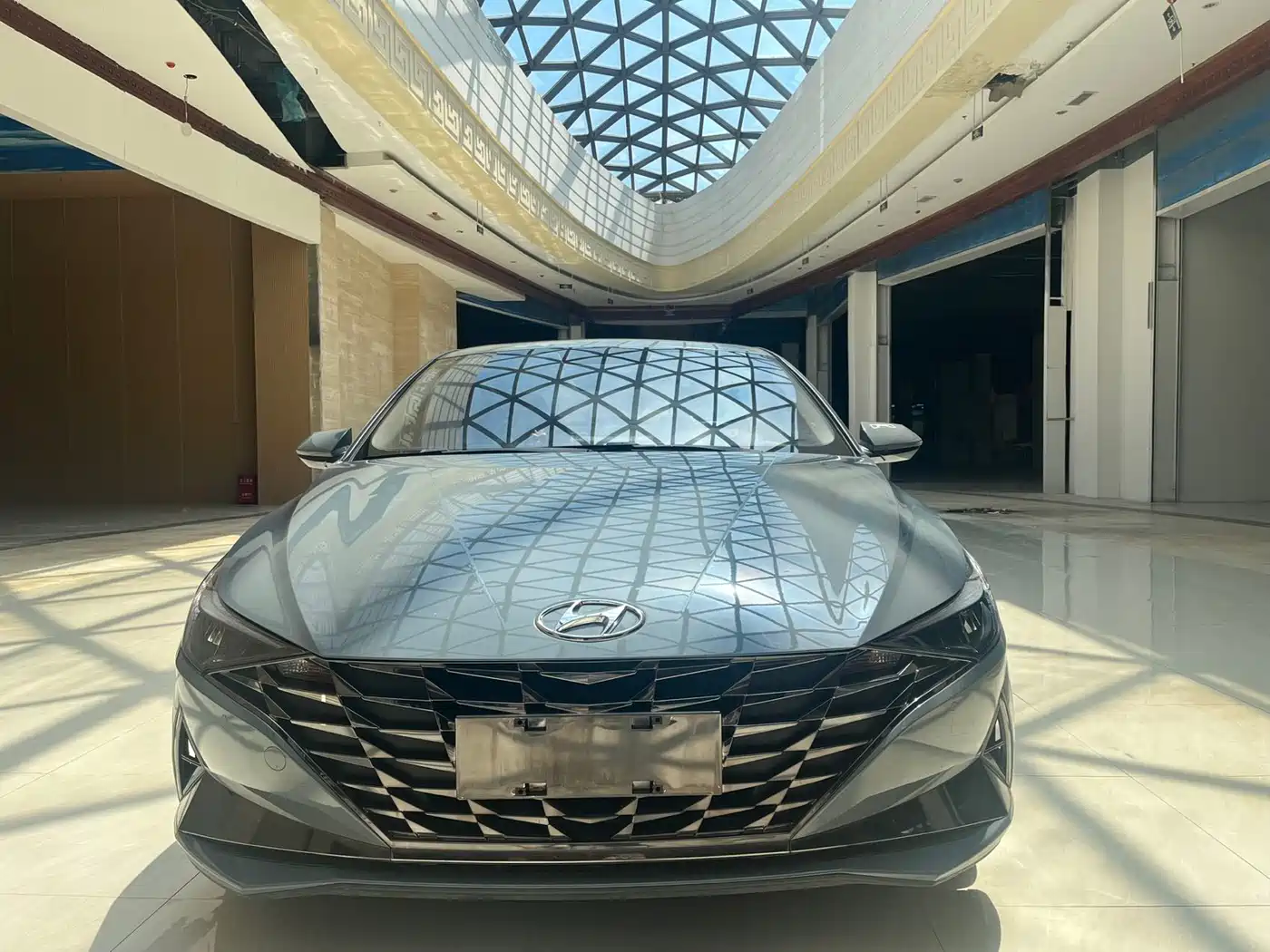 Hyundai Elantra 2022 1.5L CVT GLX Elite Edition фото 2