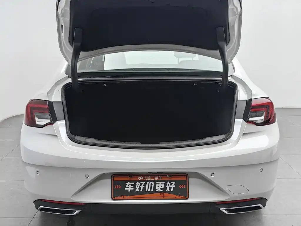 Фото 16 - Buick Regal