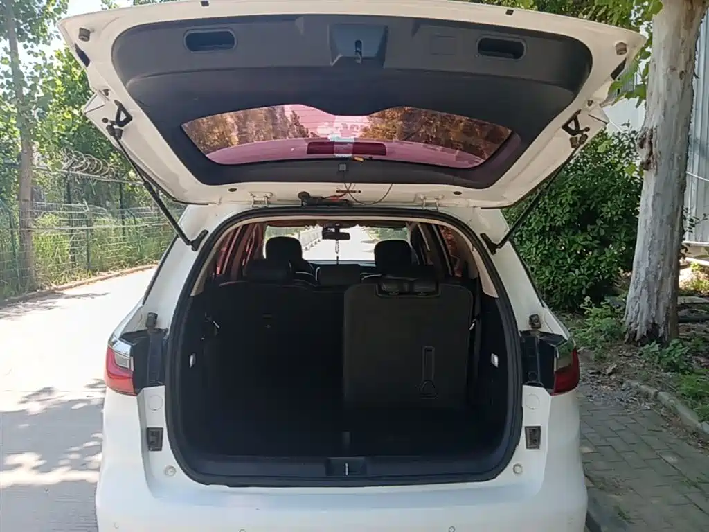 BYD Song MAX 2017 1.5T Auto Smart Elite 7-Seater фото 19