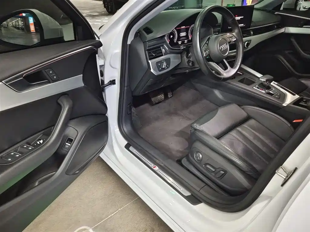 Audi A4L 2020 40 TFSI Luxury Dynamic фото 22