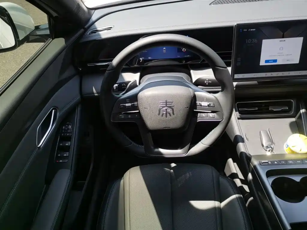 BYD Qin L 2025 EV 545KM Superior фото 17
