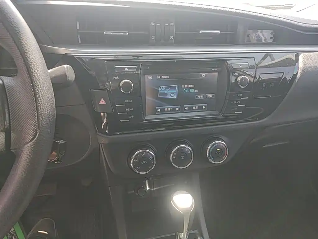 Toyota Levin 2016 1.6G CVT Elite Edition фото 13