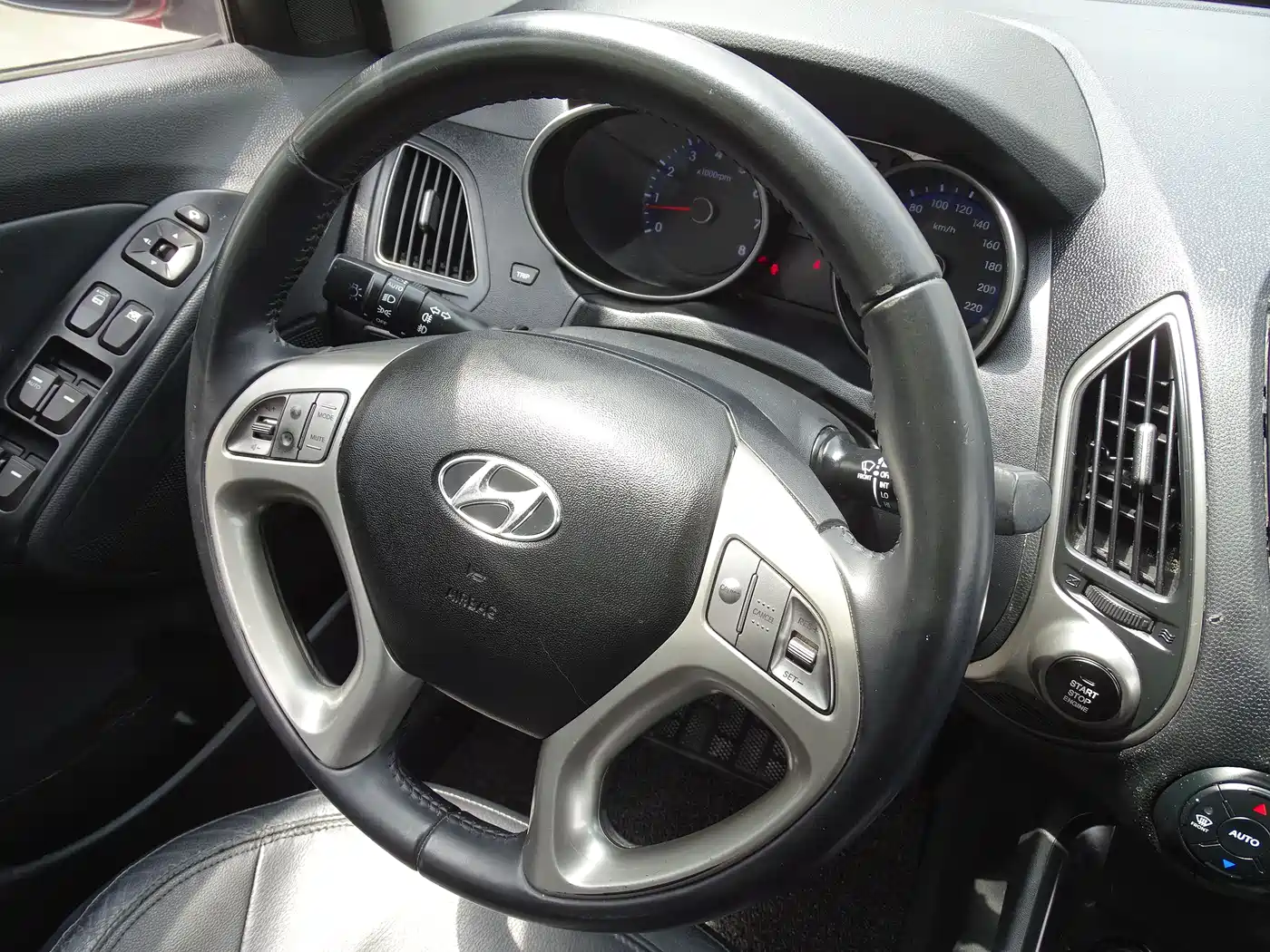 Hyundai Beijing Hyundai ix35 2010 2.0L Automatic 2WD Elite GLS фото 23