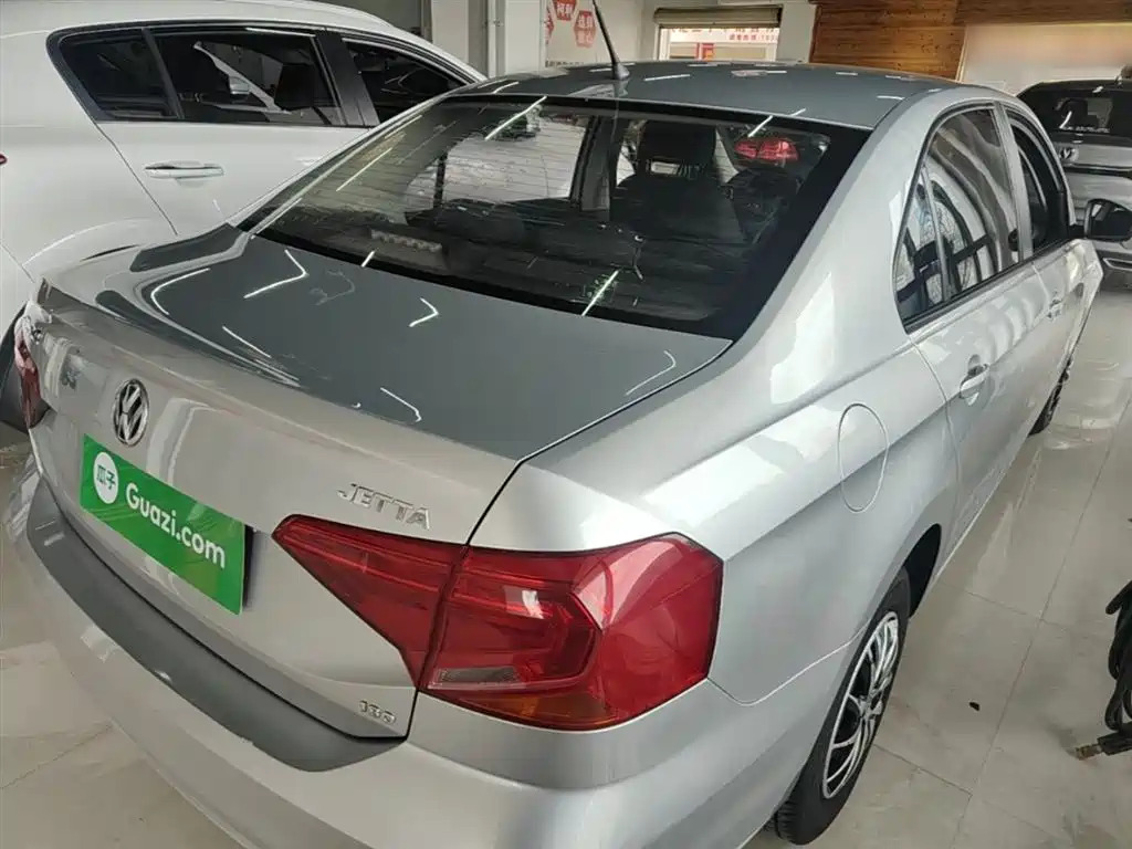 Volkswagen Jetta 2017 1.5L Automatic Fashion фото 7