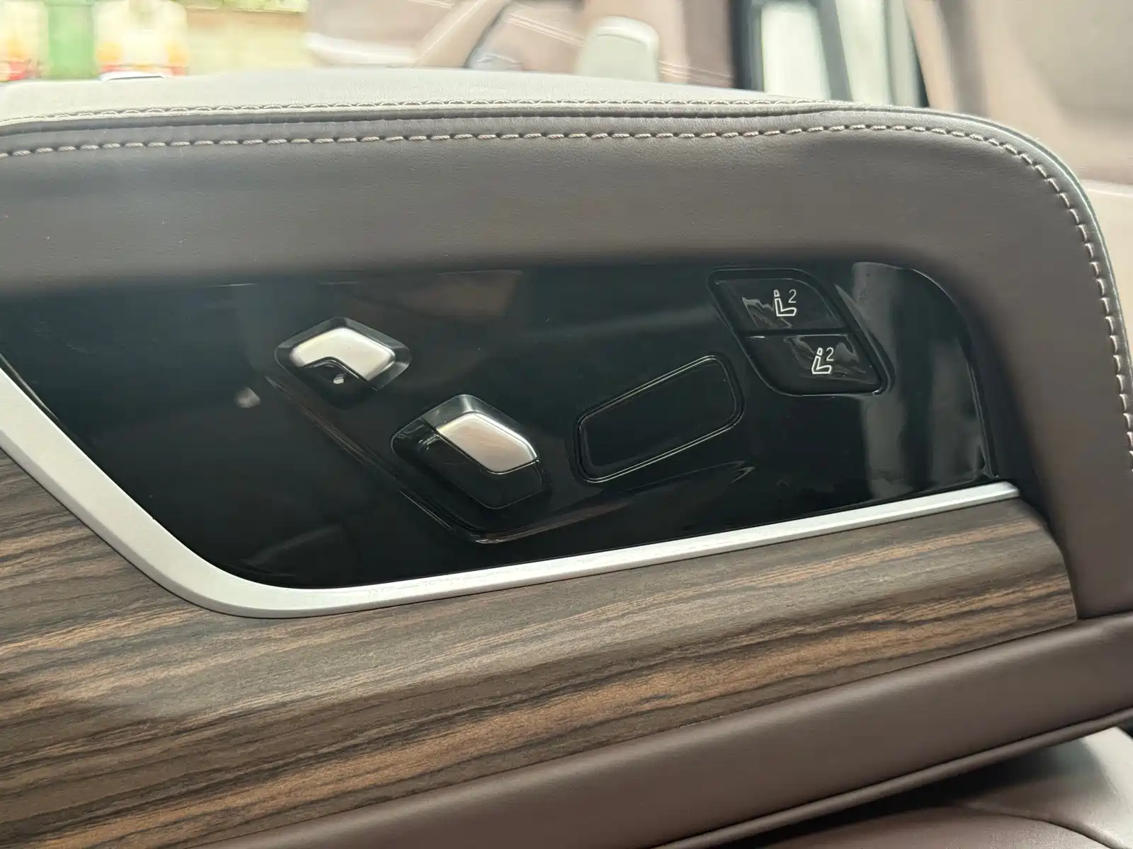 صورة 9 - BMW 5 Series