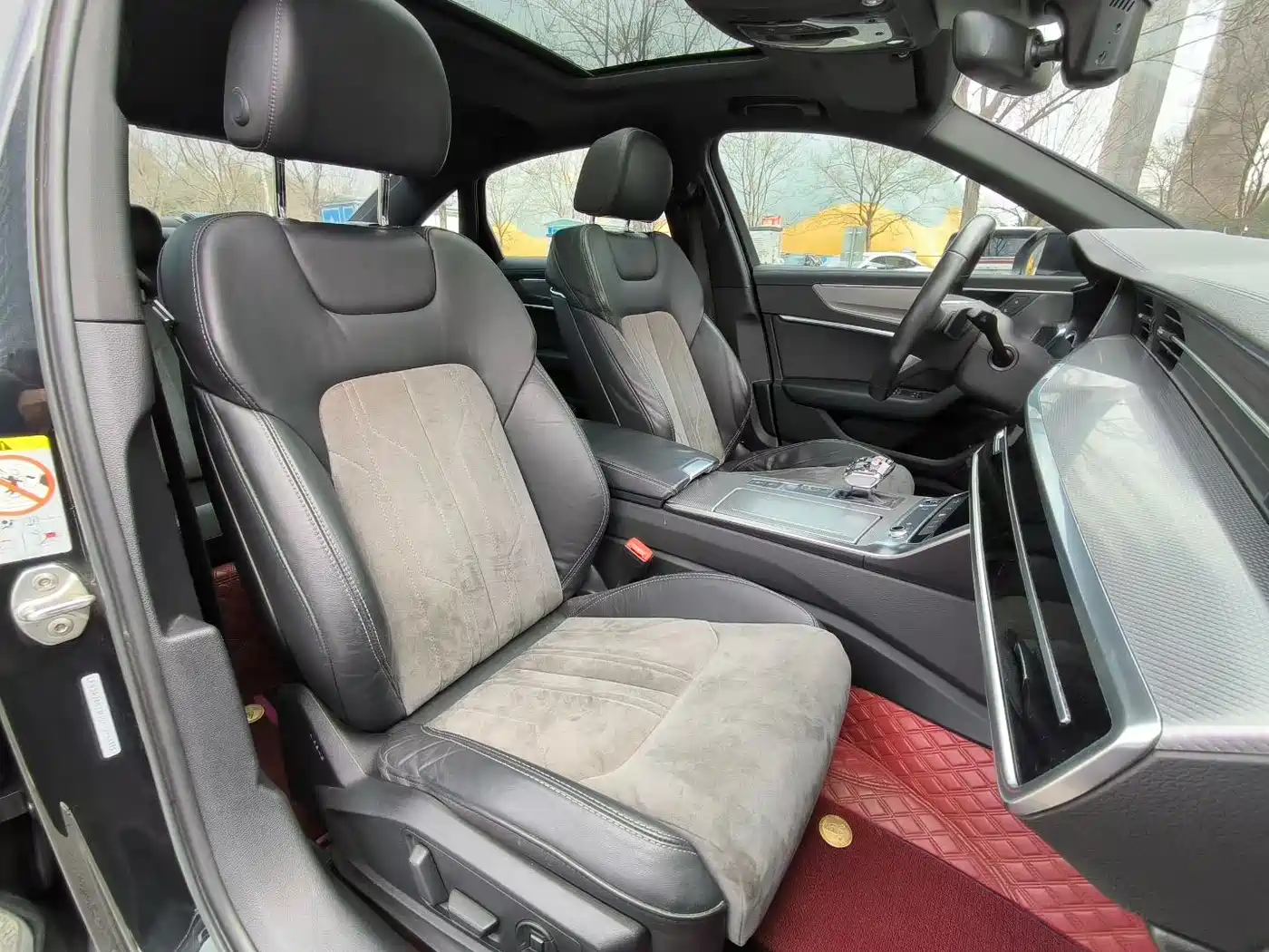 Audi A6L 2021 40 TFSI Luxury Sport фото 8