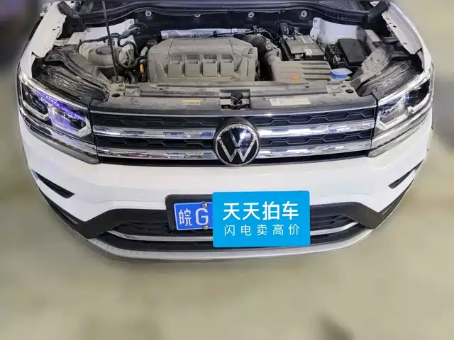 Volkswagen Tharu 2022 330TSI AWD Luxury Edition — фото 3
