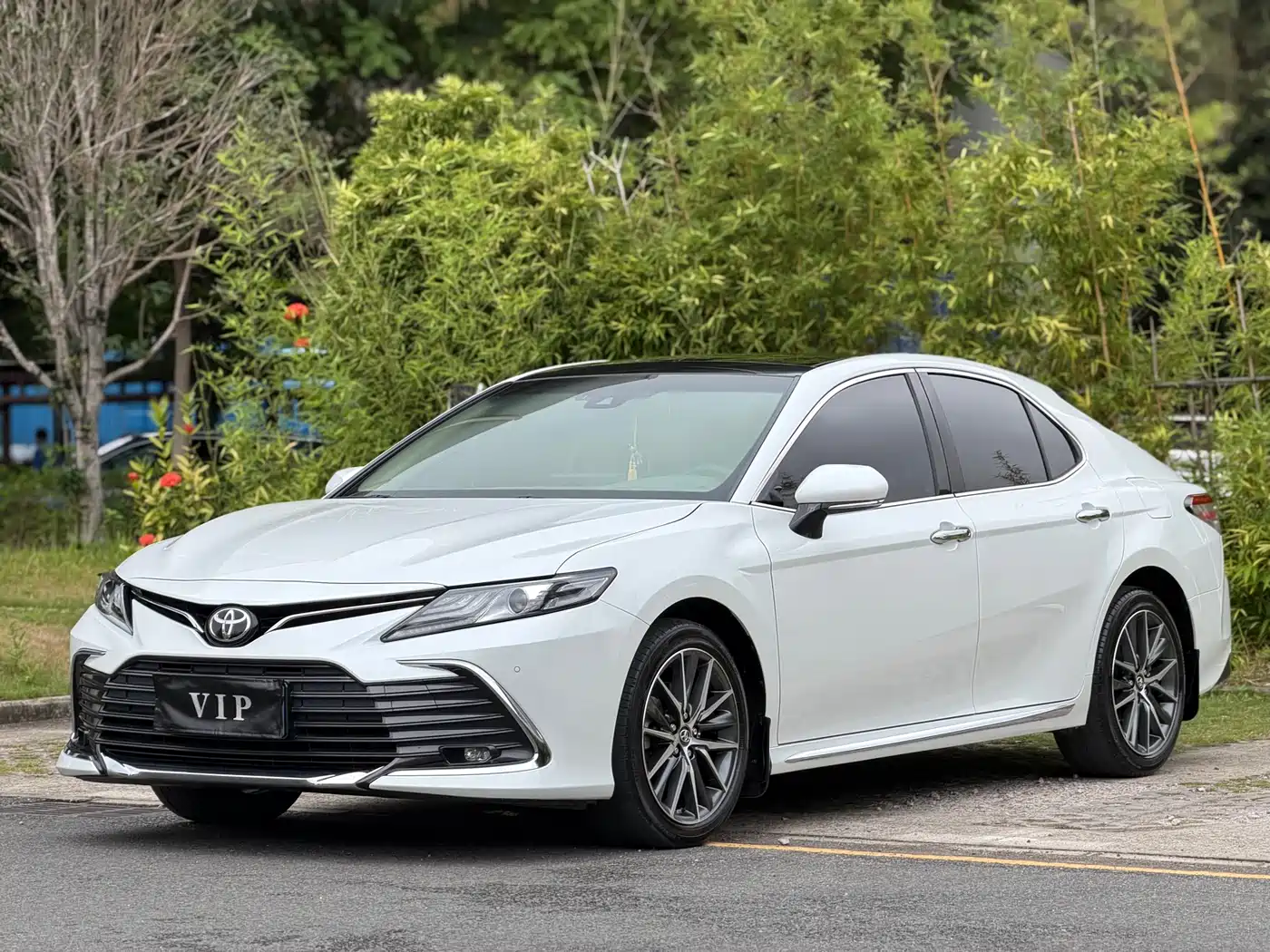 TOYOTA CAMRY 2024