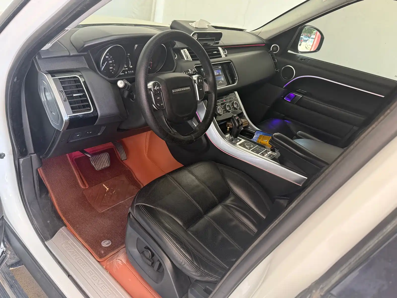 Фото 5 - Land Rover Range Rover Sport