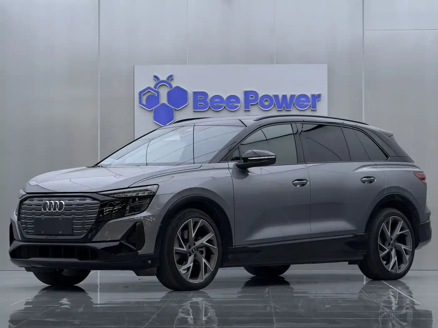 Audi Audi Q5 e-tron 2022 40 e-tron Starlight Edition Mecha Suit Sun Chaser Version