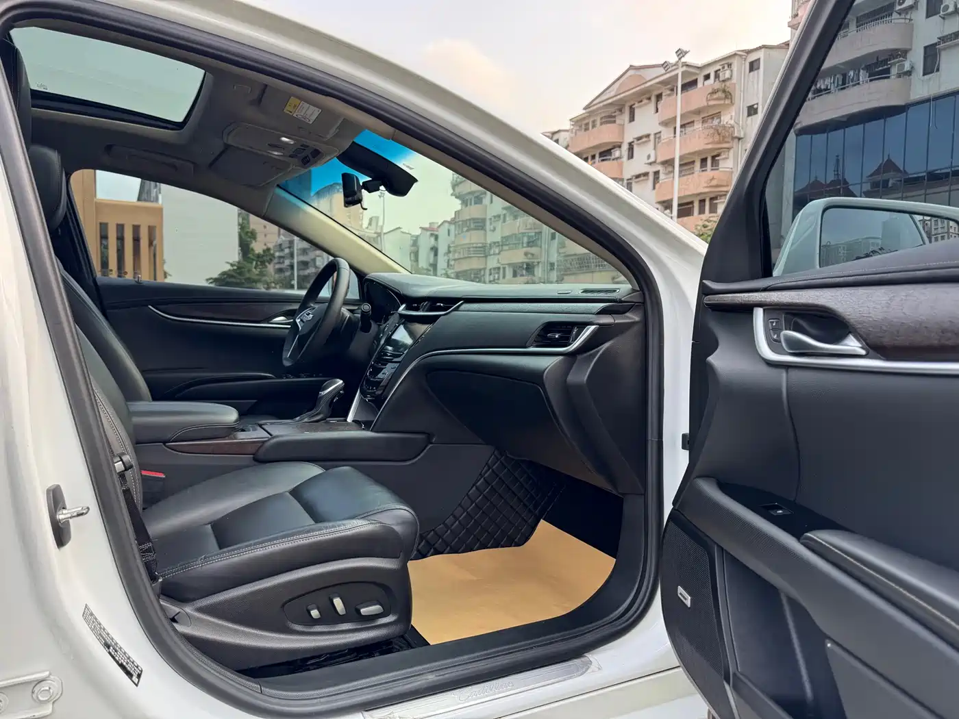 Cadillac XTS 2018 28T Elite фото 12