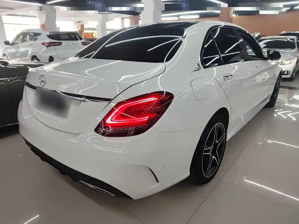 MERCEDES-BENZ CLASS C