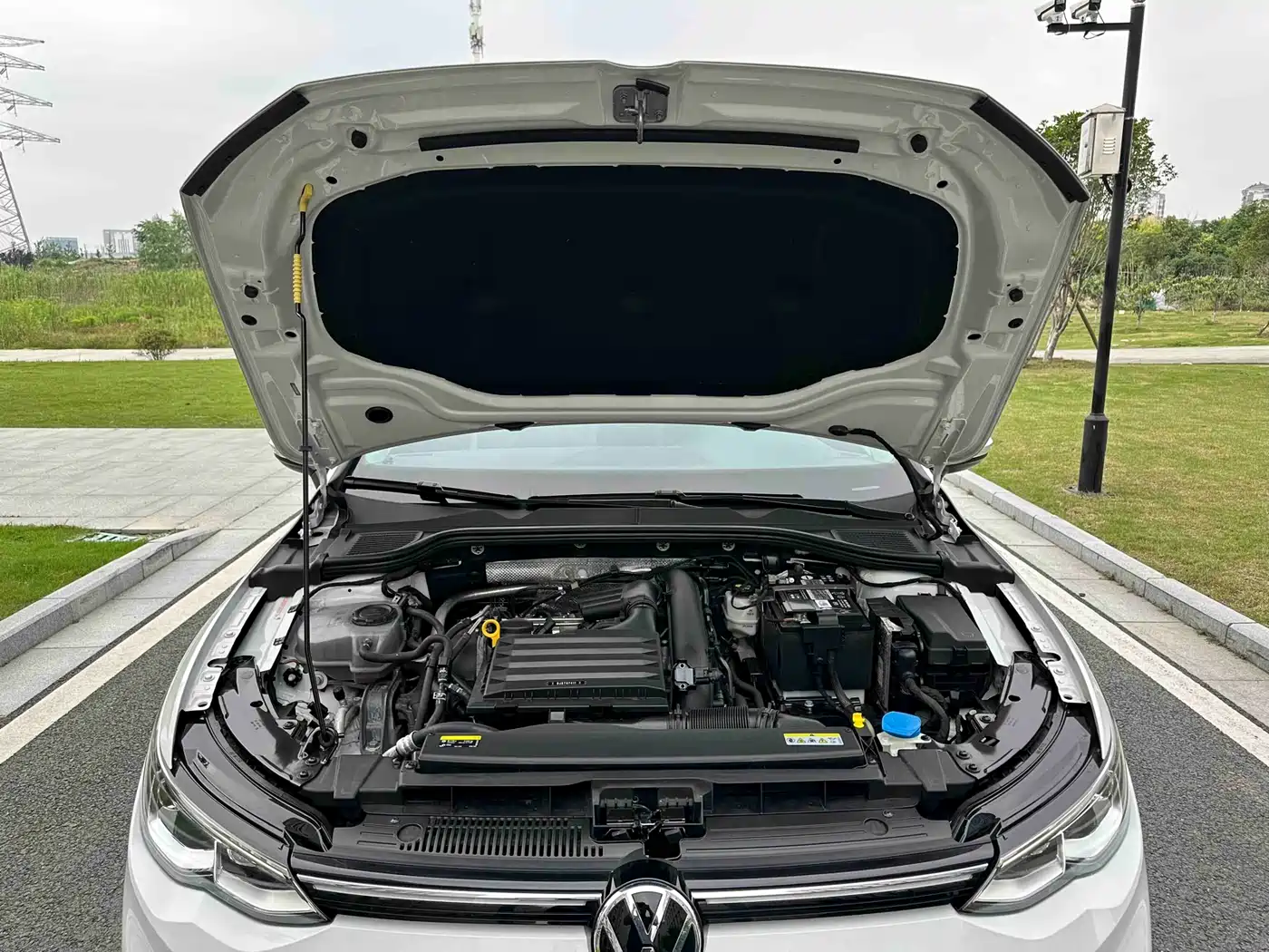Volkswagen Golf 2023 280TSI DSG Pro фото 24