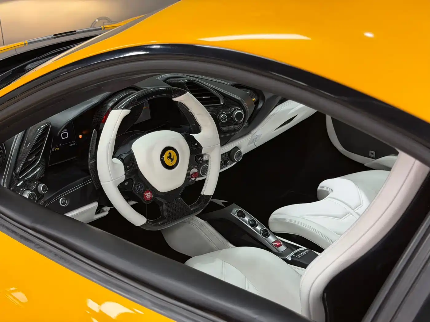 Ferrari 488 2015 488 GTB фото 13