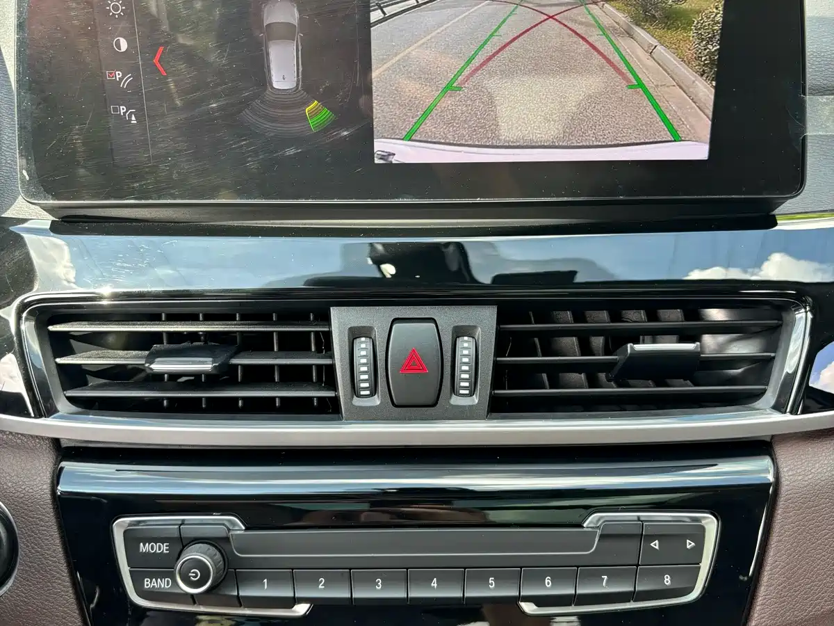 BMW X1 2021 sDrive25Li Leading фото 20