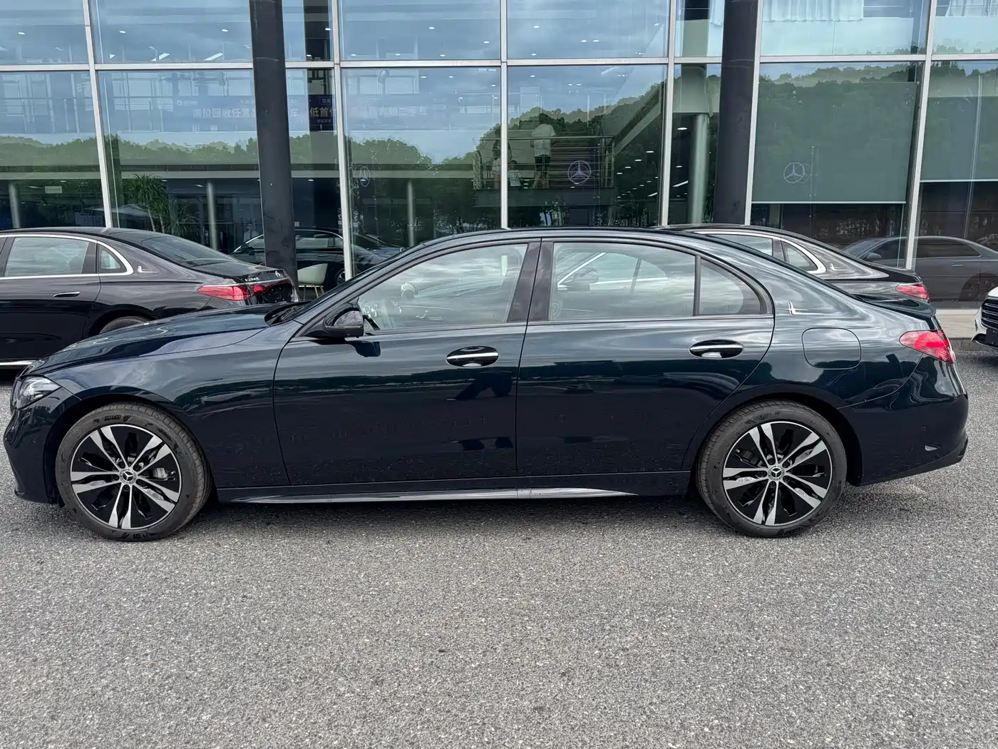 Mercedes-Benz C-Class New Energy 2024 C 350 eL фото 7