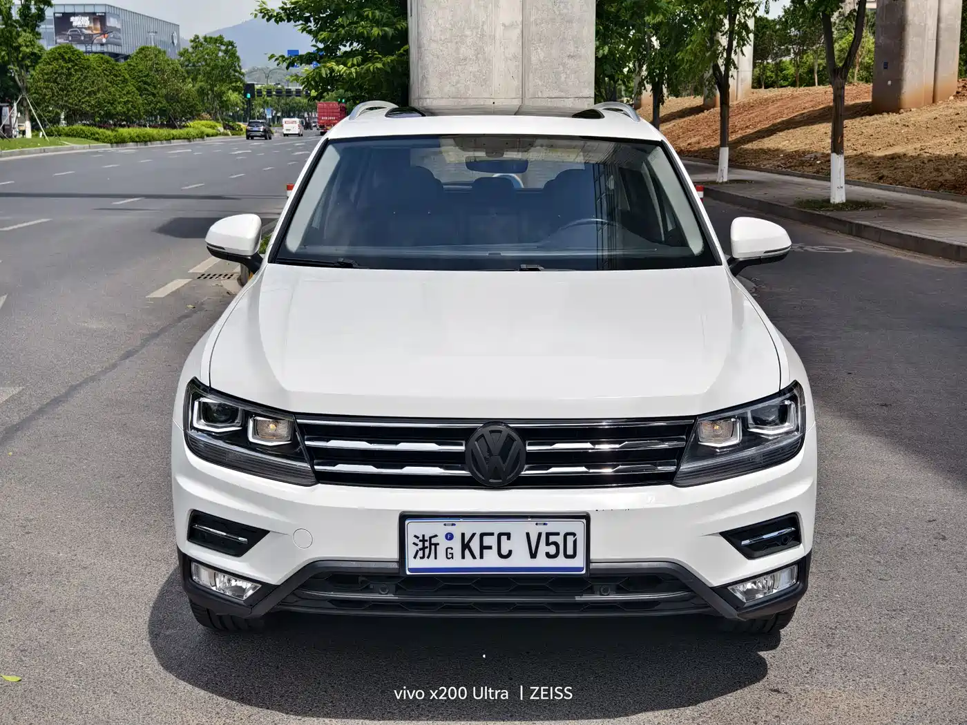 Volkswagen Tiguan L 2020 330TSI Auto 2WD Smart Luxury China VI фото 2
