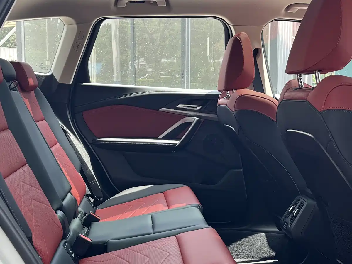 BMW X1 2025 sDrive25Li M Sport Package фото 13