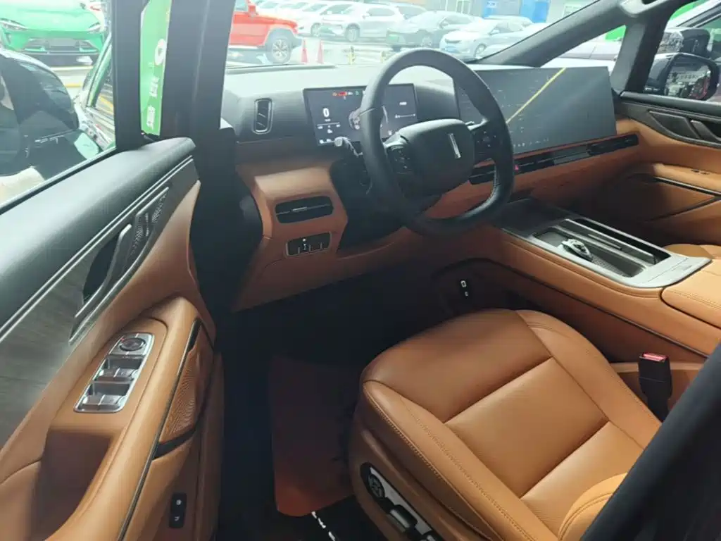 WEY Alpine 2025 2025 AWD Alpine 8