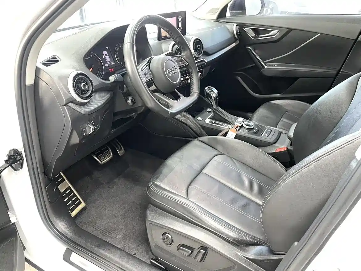 Audi Q2L 2022 35 TFSI Fashion Dynamic фото 7