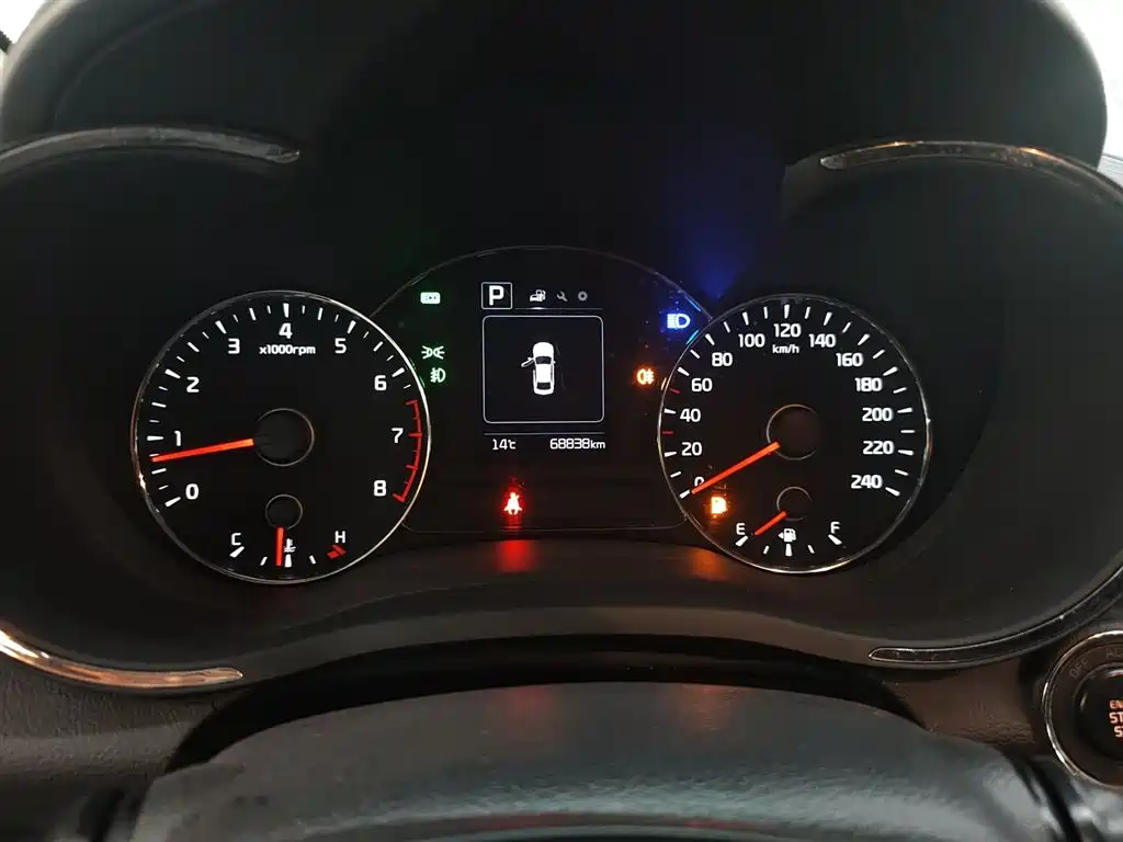 Kia K3 2016 1.6L Automatic GLS фото 8