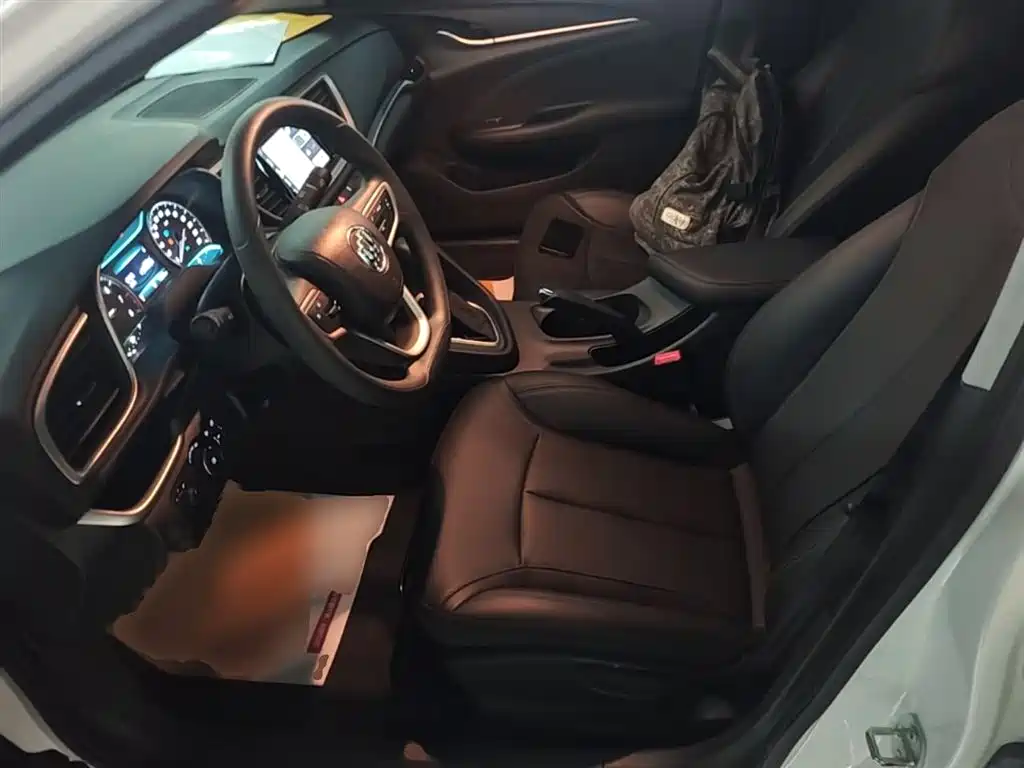 Buick Excelle 2021 Facelift 1.3T Auto Mild Hybrid Elite фото 15