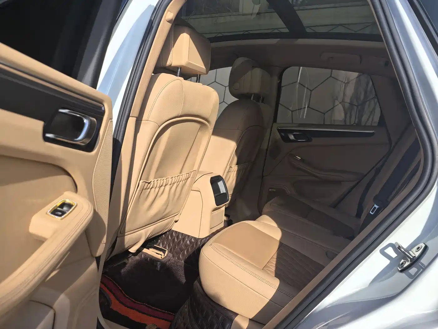 Porsche Macan 2016 Macan 2.0T фото 6