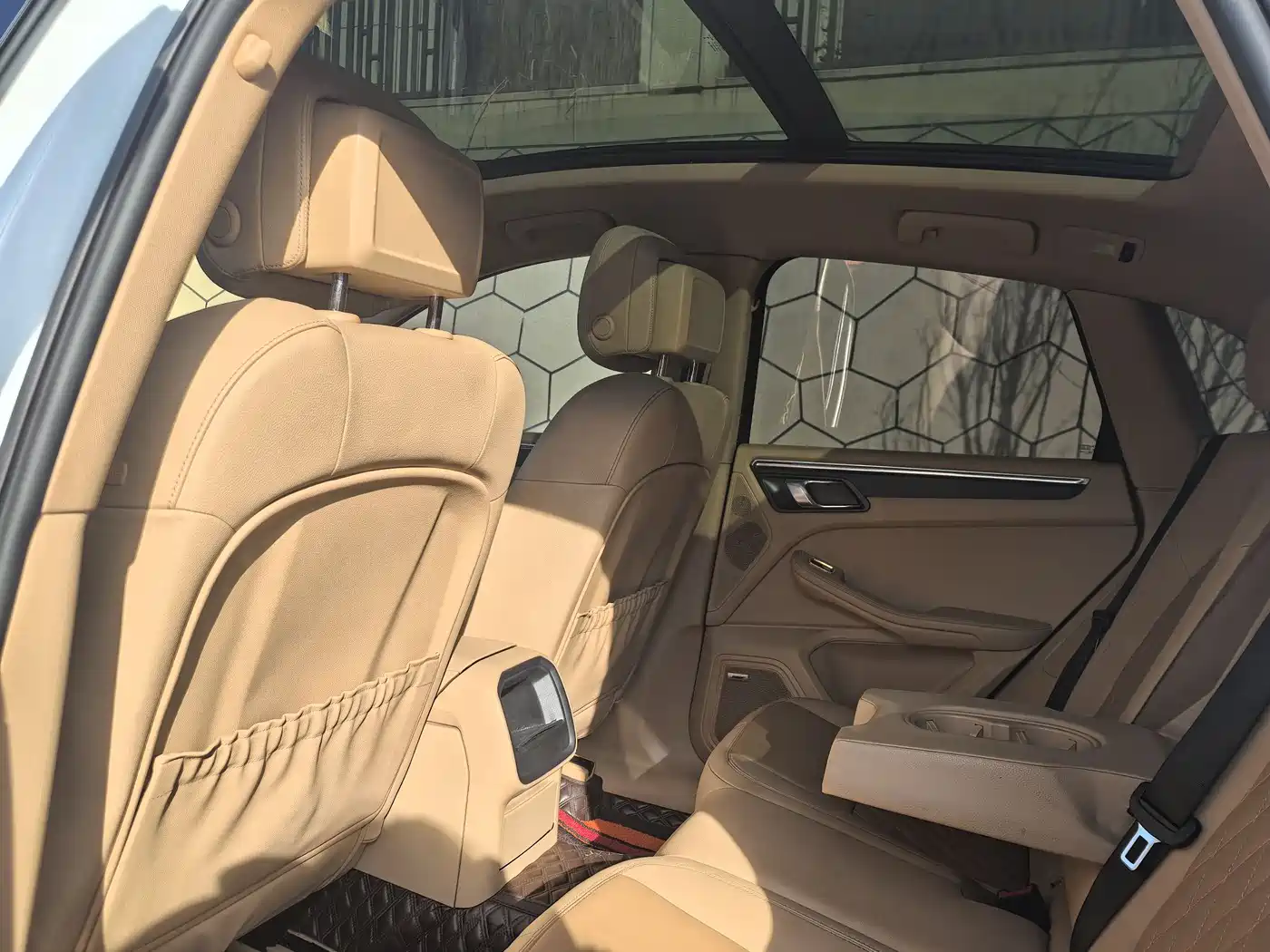Porsche Macan 2016 Macan 2.0T фото 7