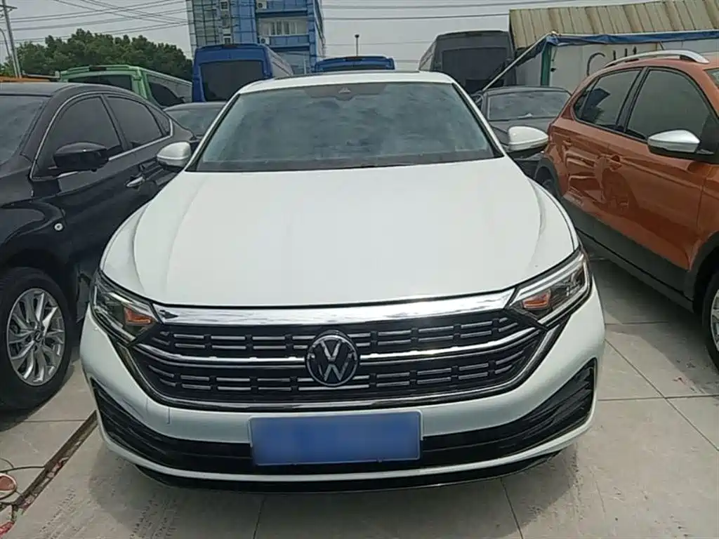 Volkswagen Sagitar 2023 300TSI DSG Surpassing Edition фото 3
