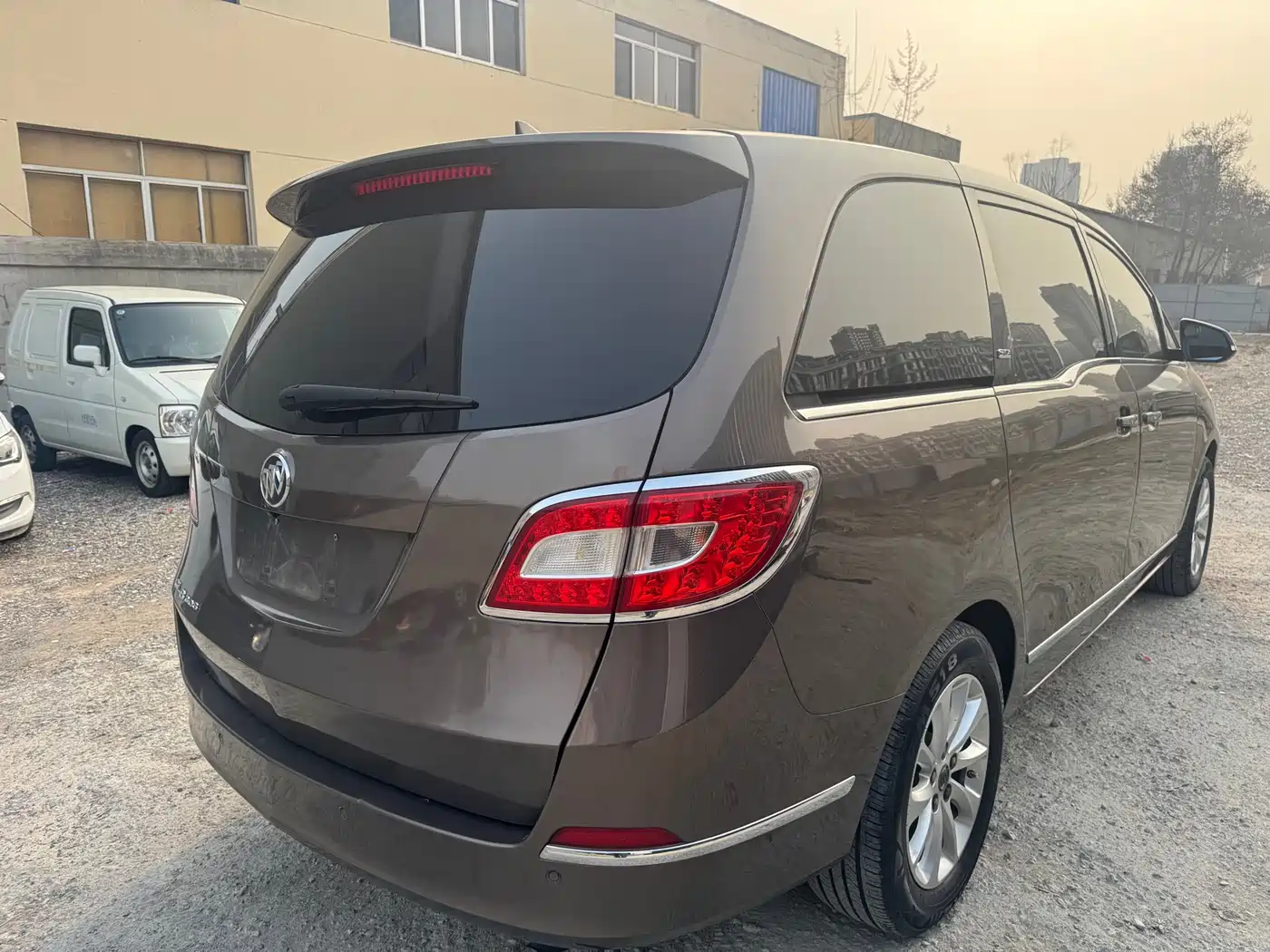 Buick GL8 2013 3.0L XT Luxury Business Flagship Edition фото 4
