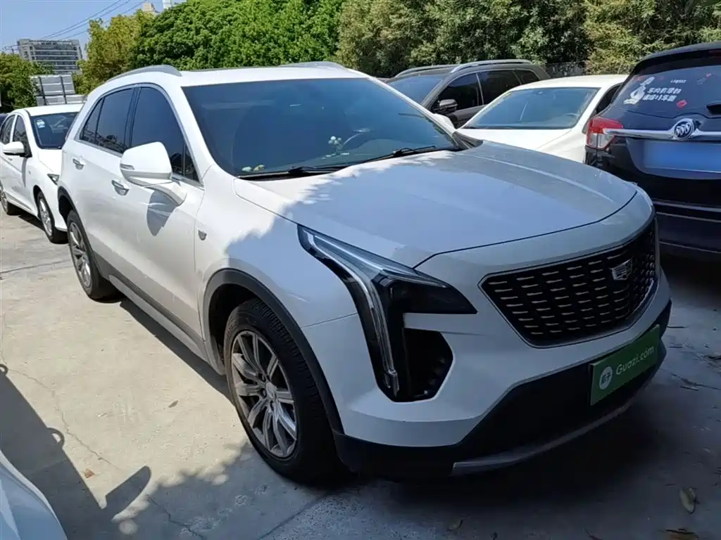 Cadillac XT4 2018 28T FWD Leading Edition фото 4
