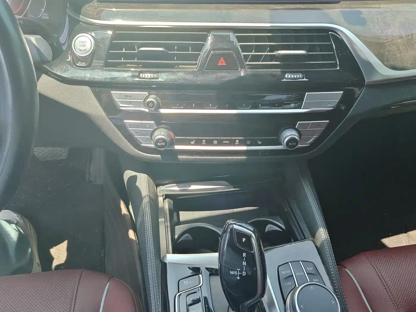 BMW 5 Series 2022 525Li M Sport Package фото 6