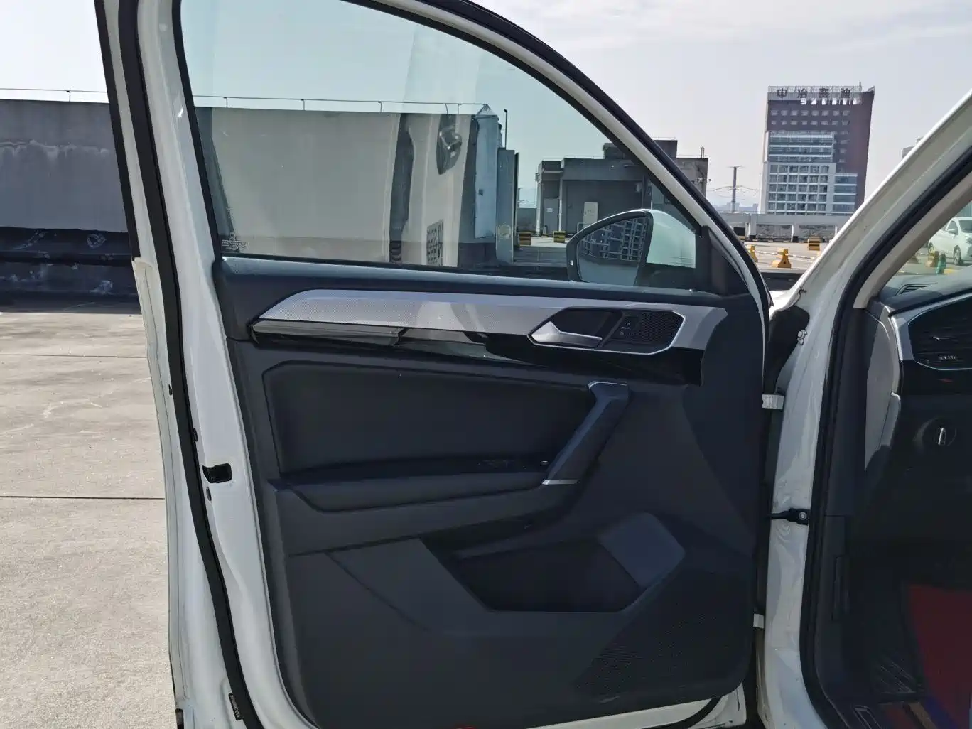 Volkswagen Tayron 2019 330TSI 2WD Luxury China VI фото 7