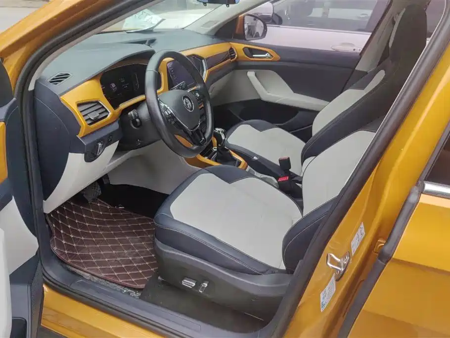 Volkswagen T-Cross 2019 280TSI DSG Luxury Edition фото 9