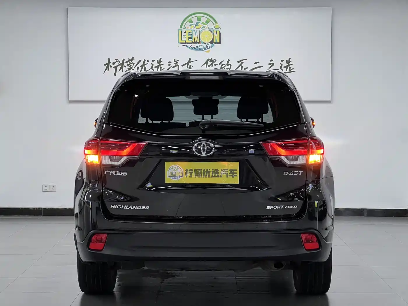 Toyota Highlander 2018 2.0T 4WD Premium 7-seater China VI фото 4