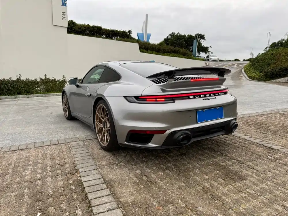 Porsche 911 2022 Turbo S 3.7T фото 10