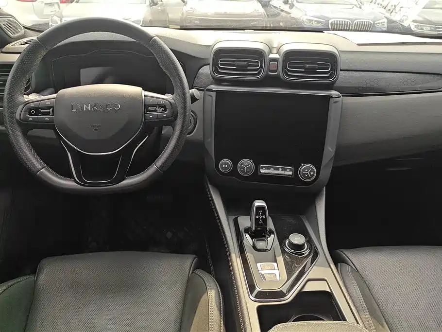 Lynk & Co 03 2021 2.0TD Auto Jin Pro фото 12