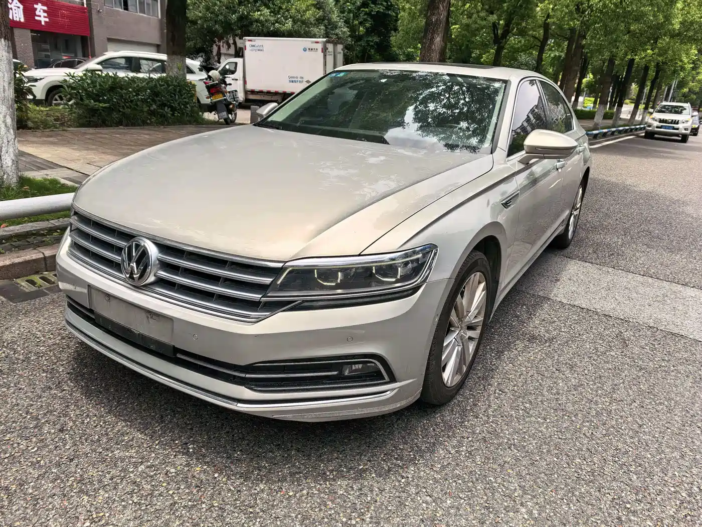 Volkswagen Phideon 2016 380TSI 2WD Executive Edition